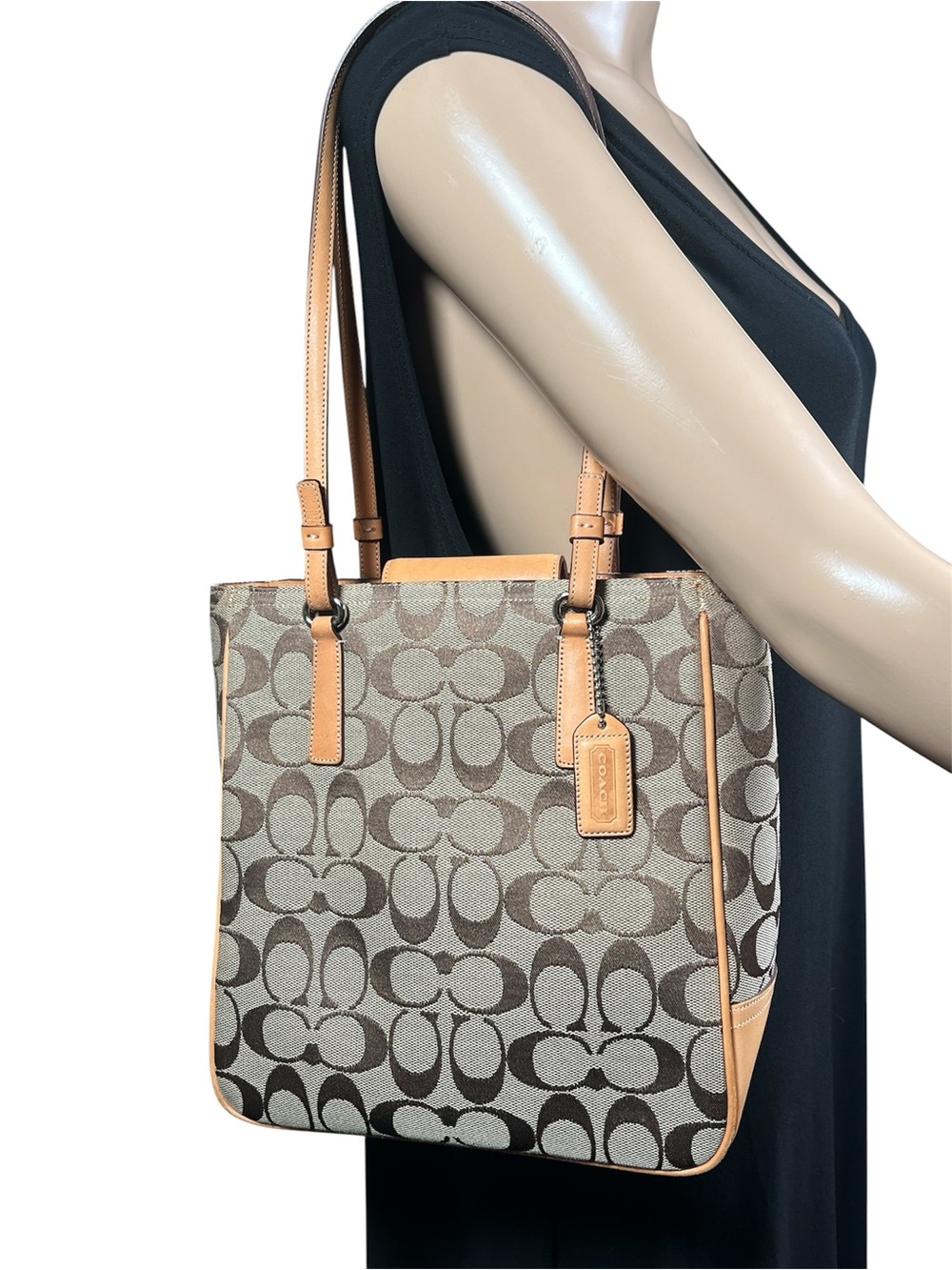 Coach Signature Jacquard Shoulder Tote Bag Khaki MOK-6090